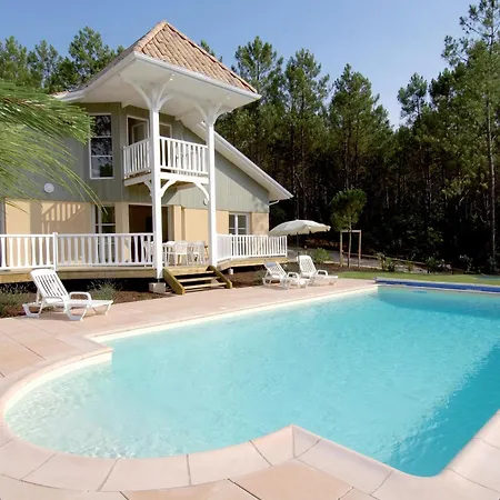 For 6 People With Swimming Pool Villa Lacanau